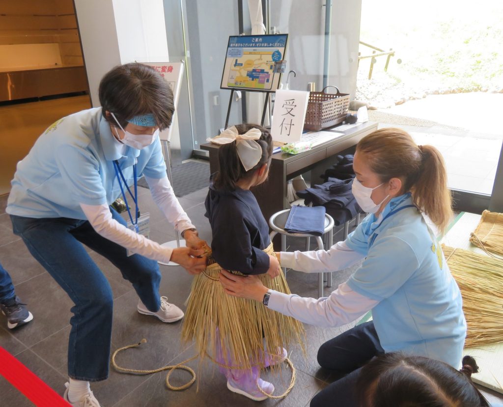 11月の家庭の日イベント／鵜匠に変身体験＆鵜飼の説明 | うかい